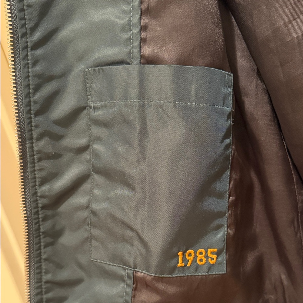 Club Monaco MA-1 Bomber Jacket Men’s Small Minimalist Nylon Zip Deep Green - Picture 13 of 14